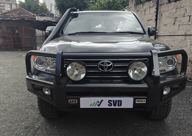 Land cruiser 200 series 2015