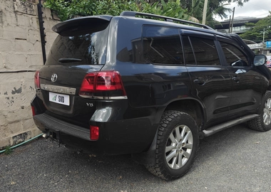 Land cruiser 200 series 2015