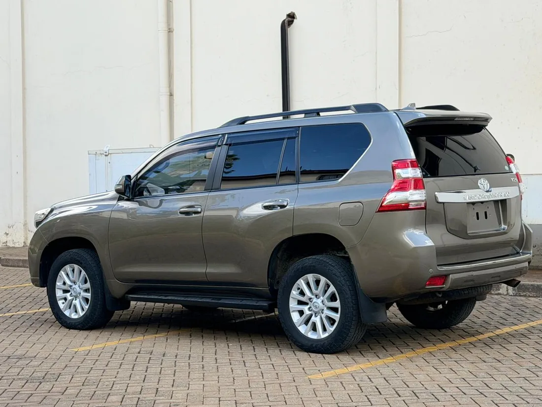 Toyota Land cruiser Prado TZG