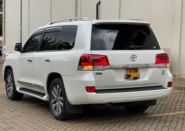 2016 Toyota land cruiser ZX