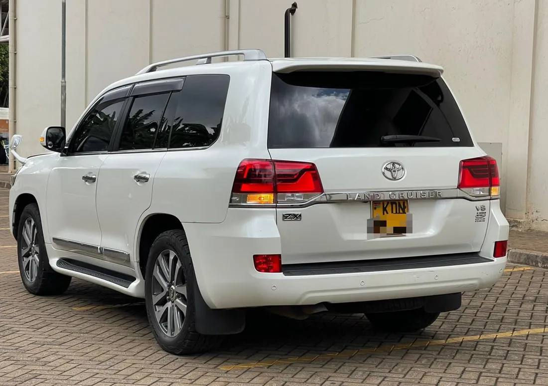 2016 Toyota land cruiser ZX