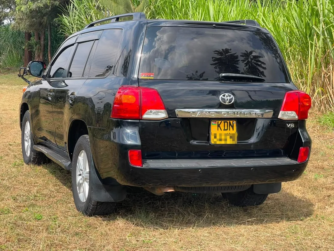 2014 Toyota Land cruiser V8