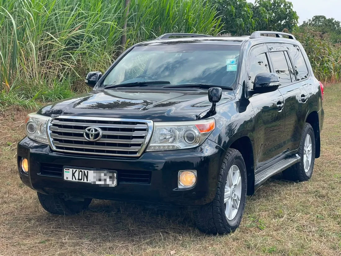 2014 Toyota Land cruiser V8