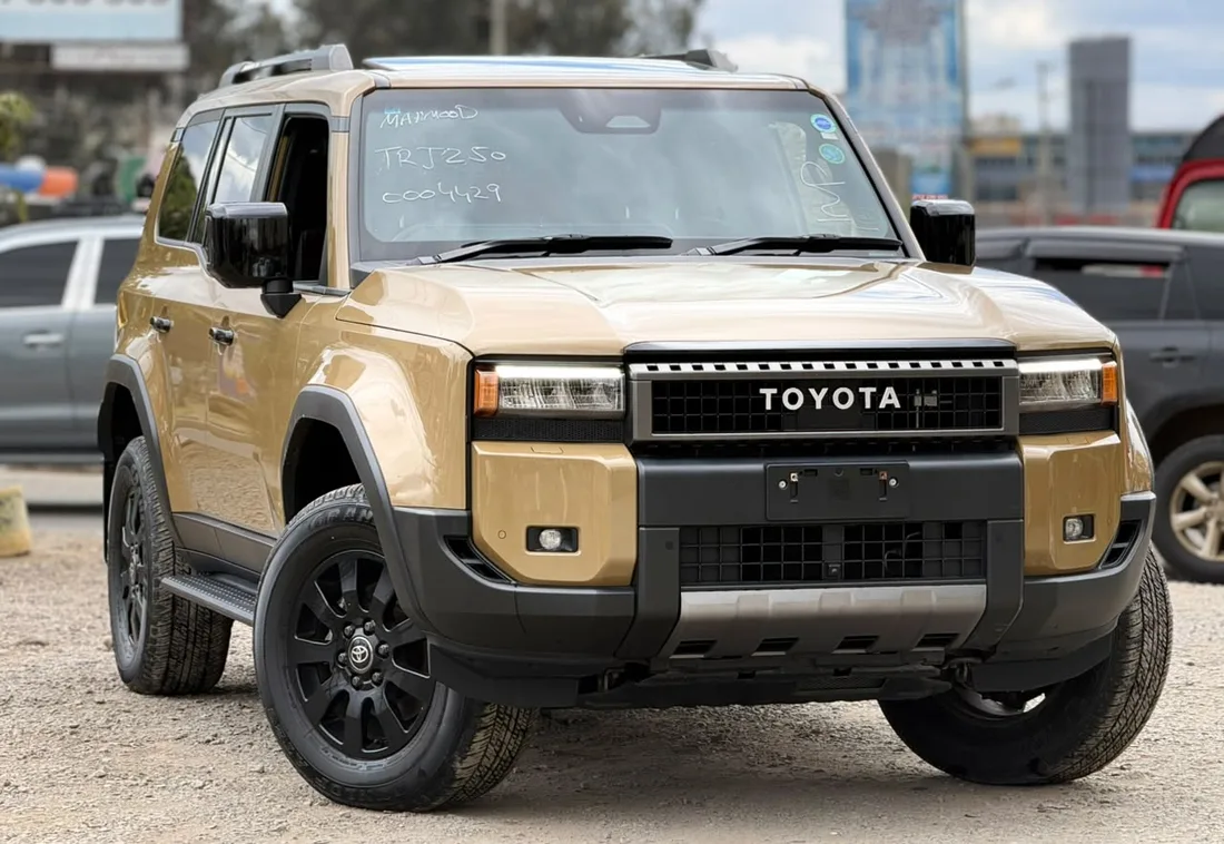 Toyota Land cruiser J250