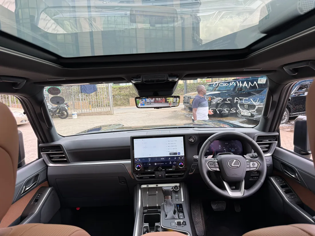 Petrol Lexus GX550