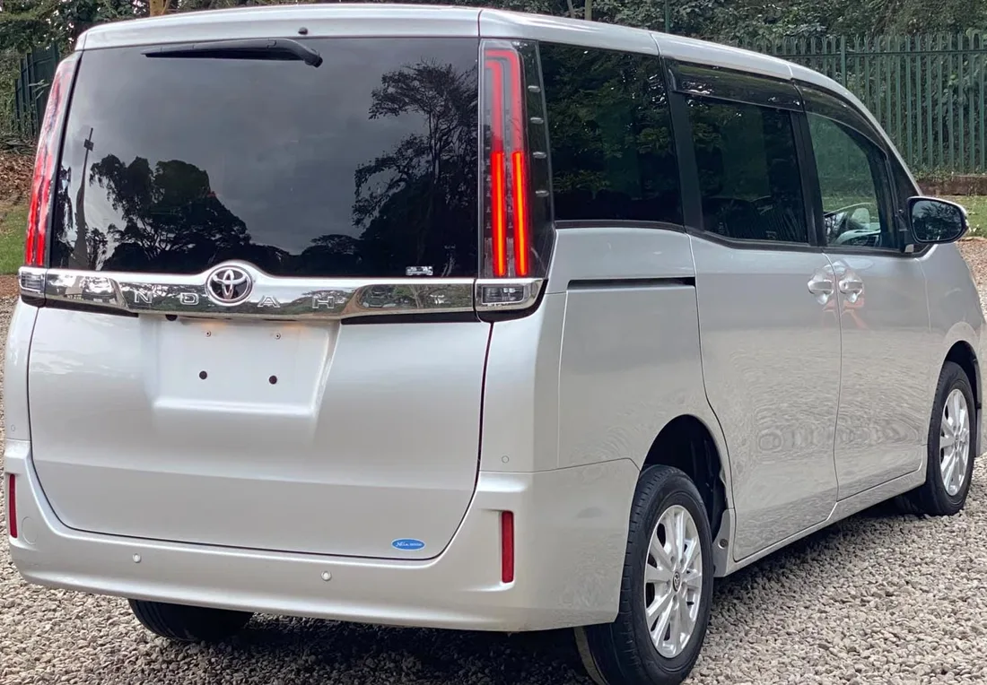 Toyota Noah 2020 model