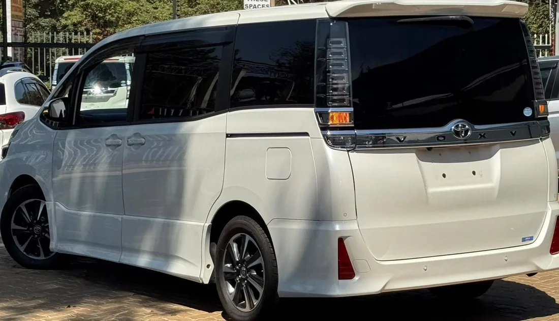 Toyota Voxy 2019 model