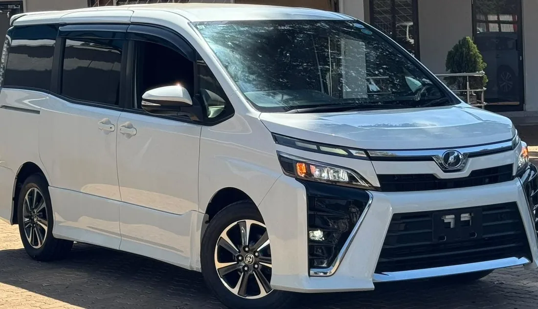 Toyota Voxy 2019 model