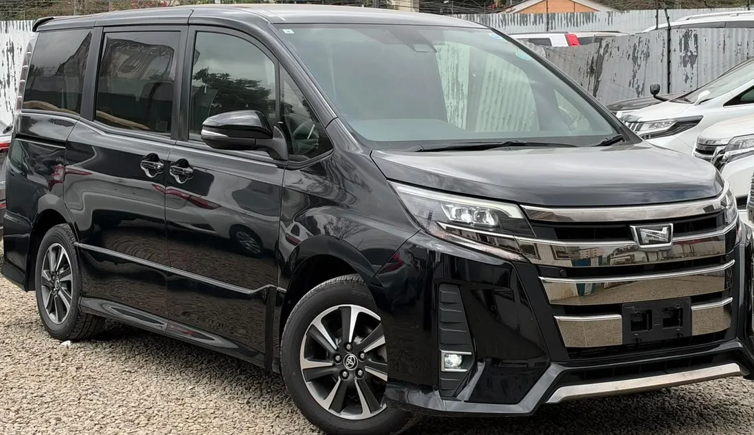 Toyota Noah 2019