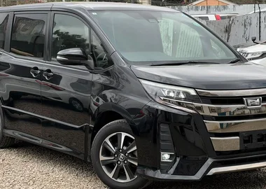 Toyota Noah 2019