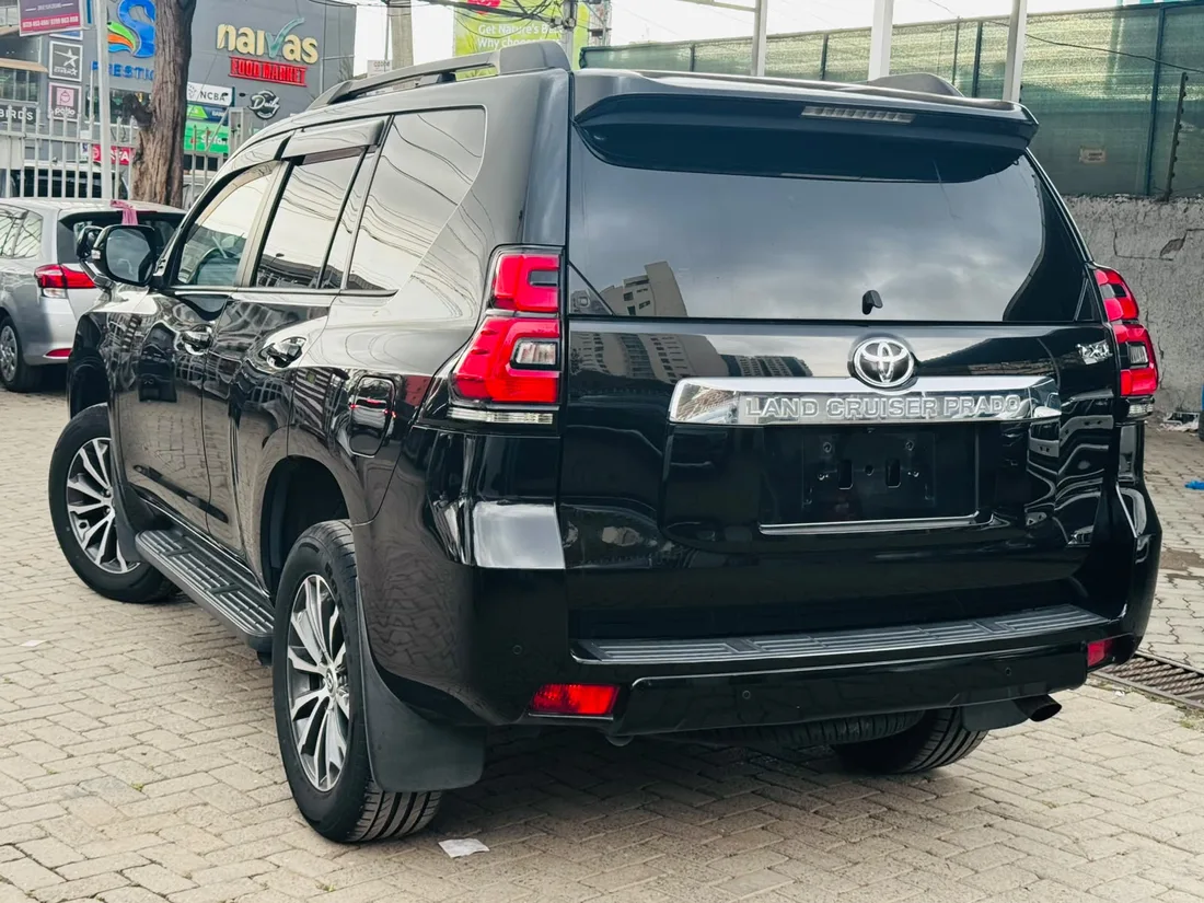 Toyota land cruiser prado TXL
