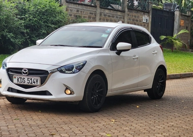 Mazda demio