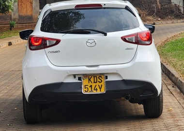 Mazda demio