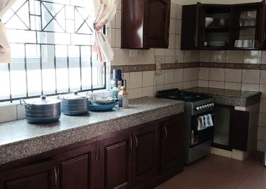 5 bedroom villa all fully furnished for rent in Nyali.