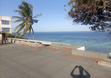 3 Bedroom Beachfront Bungalow for Rent in Nyali