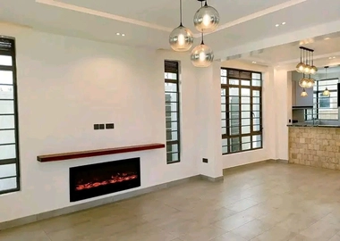 4 bedroom All Ensuite maisonette
