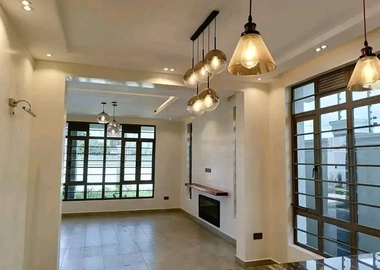 4 bedroom All Ensuite maisonette