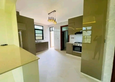 5 bedroom All Ensuite Maisonette