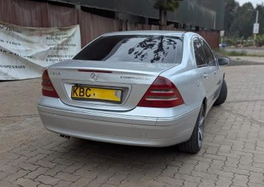 2001 Mercedes Benz c200