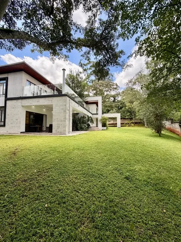 5 bedroom Luxury mansion