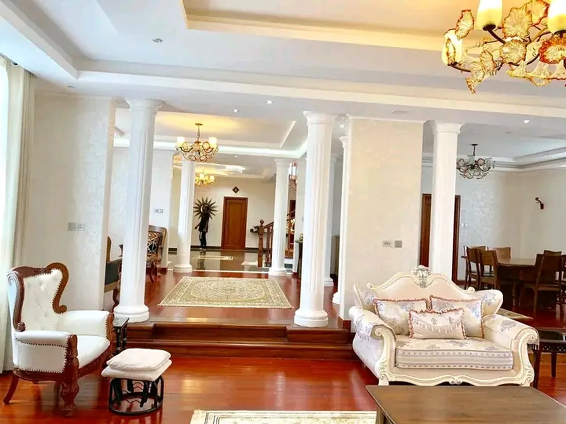 Executive 5 bedroom mansion in Karen