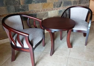 Classic Wooden Lounge Set – Comfort Meets Style