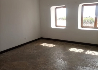 3 Bedroom Beachfront Bungalow for Rent in Nyali