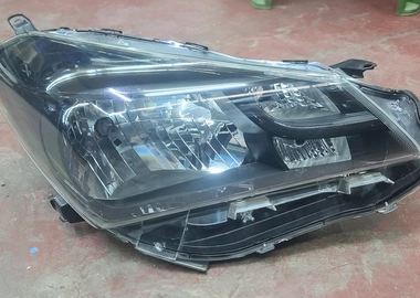 Vitz 2015-2016 HeadLight Part No 52-269