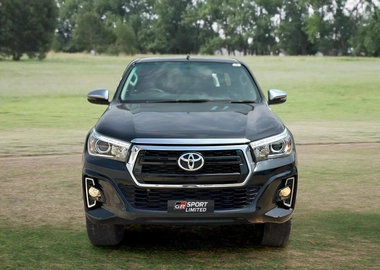 HILUX SR5