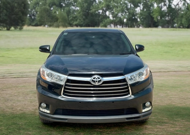 TOYOTA KLUGER