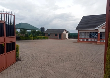 4bdrm Maisonette in Nanyuki for sale