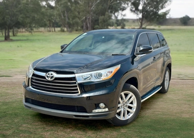 TOYOTA KLUGER