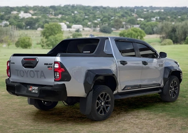 HILUX DOUBLE CABIN 2022