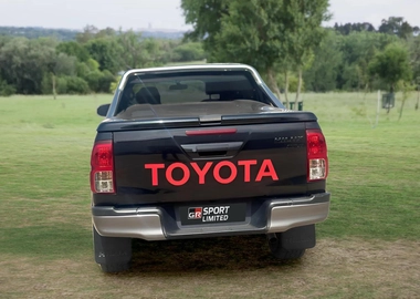 HILUX SR5
