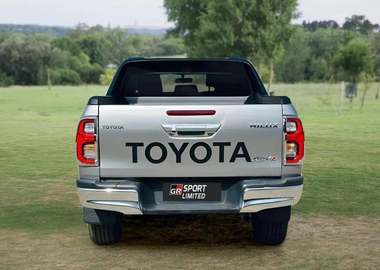 HILUX DOUBAL CABIN