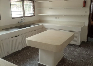 3 Bedroom Beachfront Bungalow for Rent in Nyali
