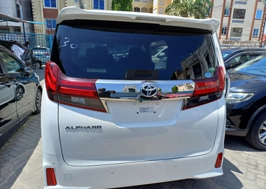 Toyota Alphard 2018