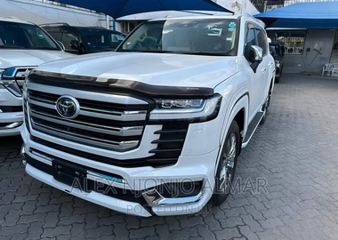Toyota Land Cruiser 2023 White