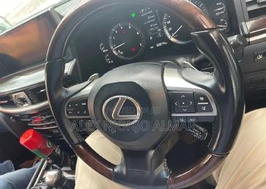 Lexus LX 570 AWD 2017