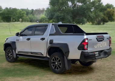 HILUX DOUBLE CABIN 2022