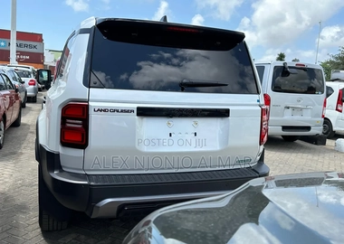 Toyota land Cruiser Prado 2024