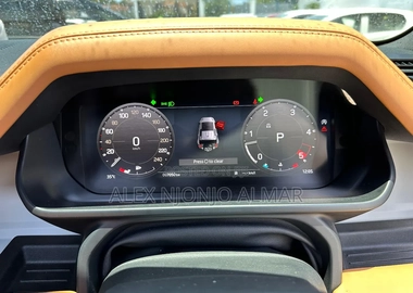 Land Rover Defender X Dynamic SE 2024