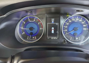TOYOTA HILUX DOUBLE CABIN 2017