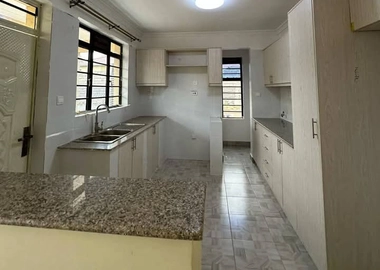 3 bedroom bungalow in kimuyu