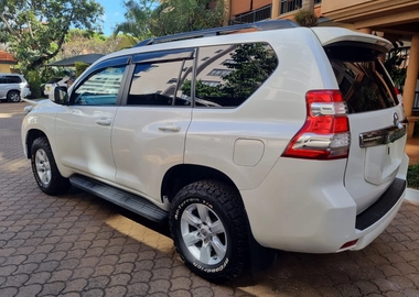 Toyota prado j 150
