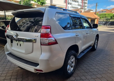 Toyota prado j 150