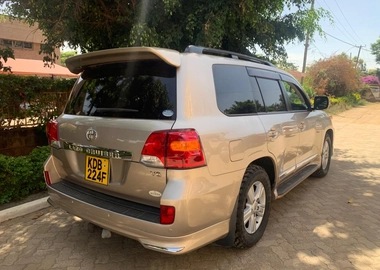 Toyota land cruiser