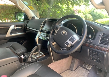 Toyota land cruiser