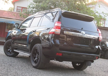 Toyota prado TZG