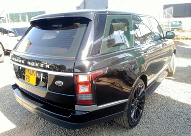 Range Rover Vogue sdv6